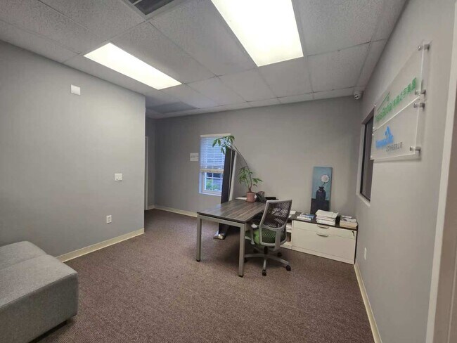 Building Photo - 1601 Walnut St