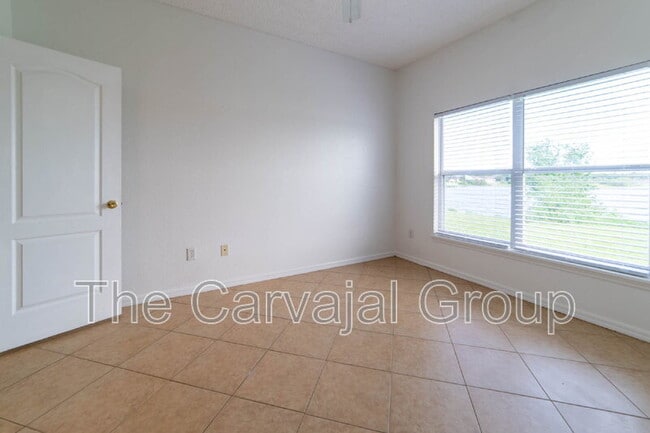 Building Photo - 4434 Waterside Pointe Cir