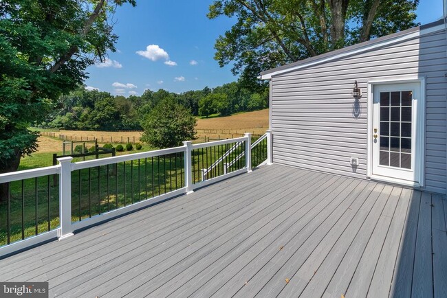 Building Photo - 110 Lyndell Rd