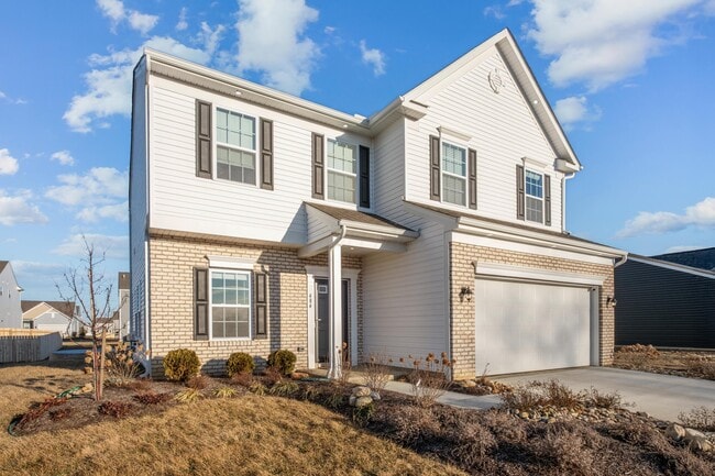 Building Photo - 484 Creekside Dr