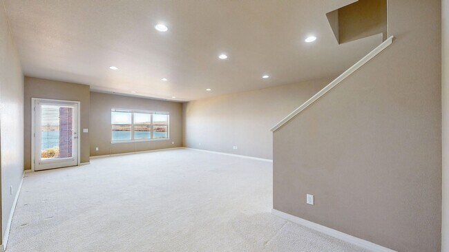 Building Photo - Great Home in Loveland
