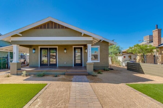 Building Photo - new remolded 3 bredroom 2 bathroom