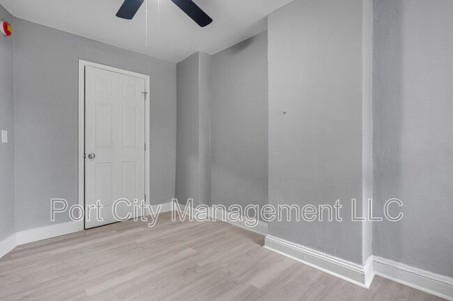 Building Photo - 1334 N Luzerne Ave