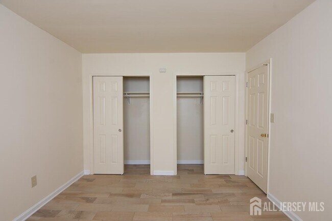 Building Photo - 9 Koster Blvd
