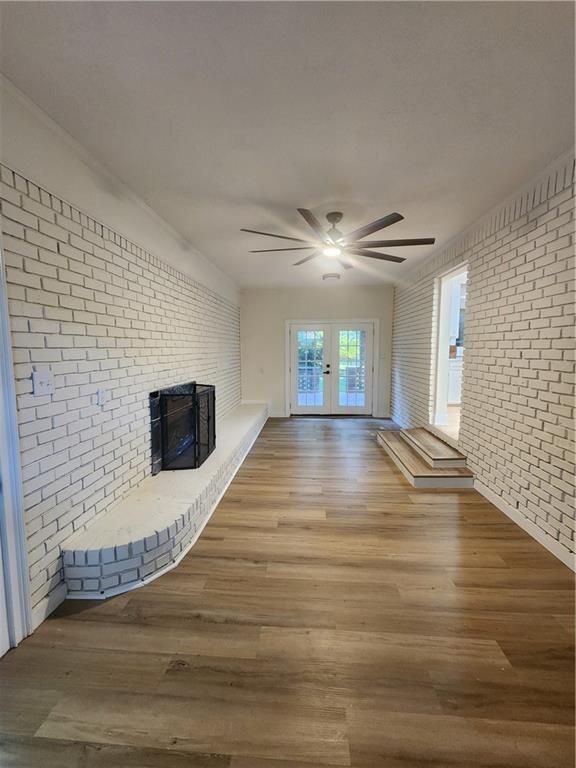 Building Photo - 302 Kelso Dr SW