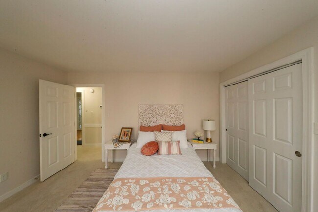 Building Photo - Luxury Kingsmill Treehouse Retreat | 7BR Custom Home with Private Suite