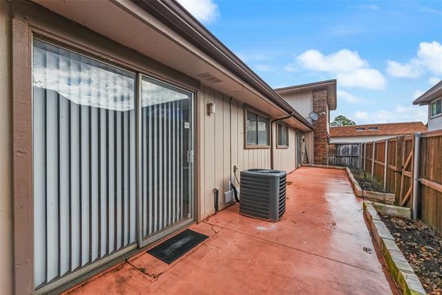 Building Photo - 4427 Westminster Dr