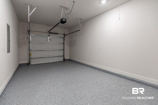 Building Photo - 32444 Revere Dr