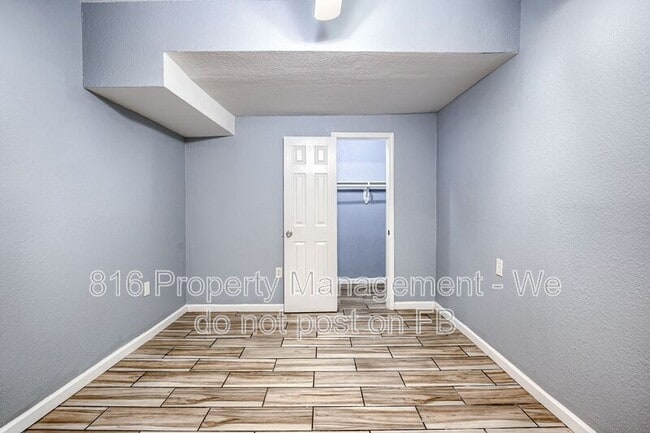 Building Photo - 6901 Jackson Ave