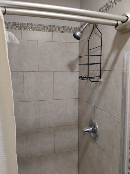 Building Photo - 2202 Laurel St