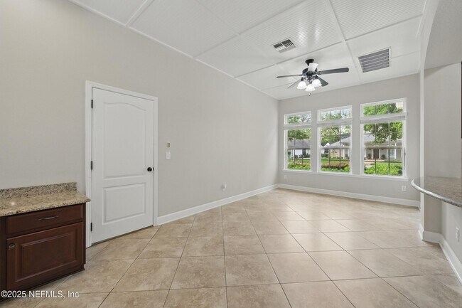 Building Photo - 2600 Wrightson Dr