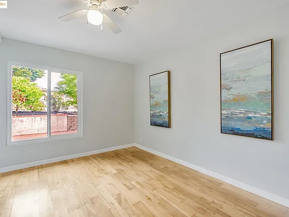 Building Photo - 1431 Sunset Loop