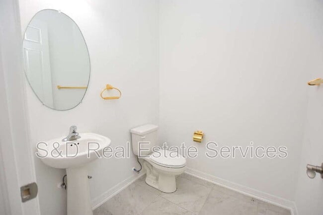 Building Photo - 3953 Aquilla Dr