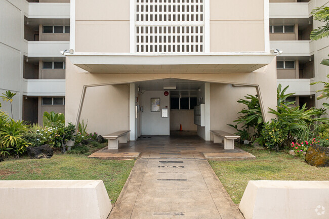 Building Photo - University Towers