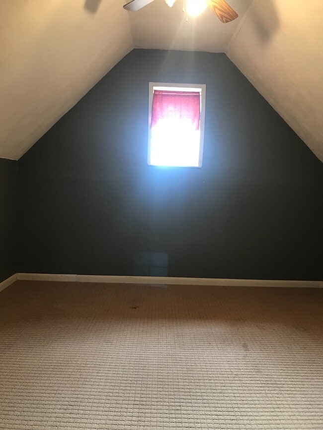 Building Photo - 24 Country Village Cir