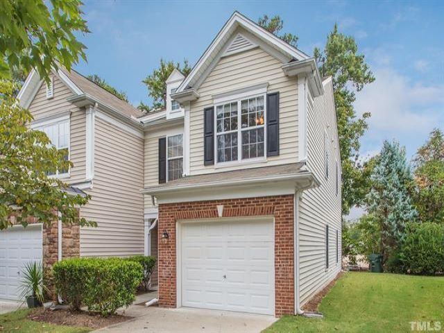 One car garage - 7240 Racine Way