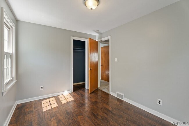 Building Photo - 345 Burroughs Dr
