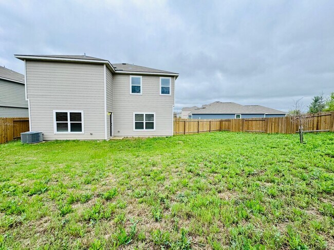 Building Photo - Beautiful Home in Converse!