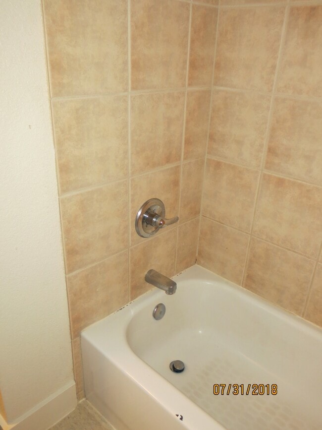 Building Photo - 2115 Jackson St