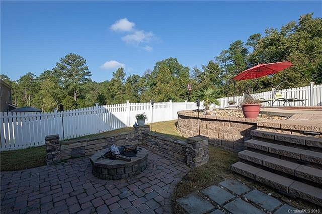 Building Photo - 500 Longhorn Drive