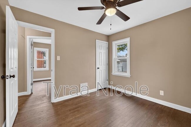 Building Photo - 19750 Mark Twain St