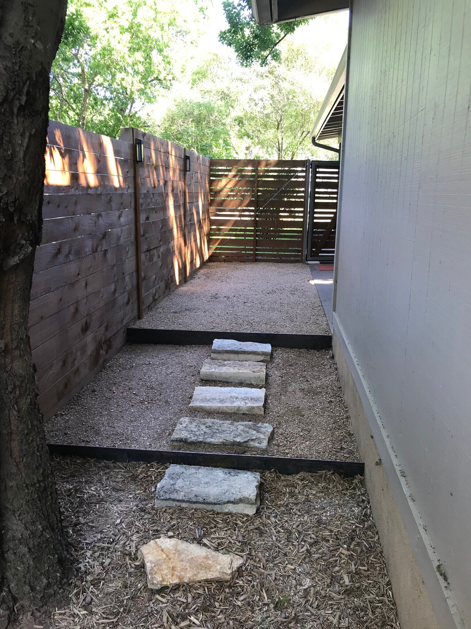 Side yard/walkway from back to front - 3312 S Oak Dr