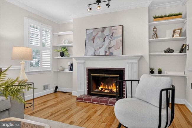 Building Photo - 6015 Ticonderoga Ct