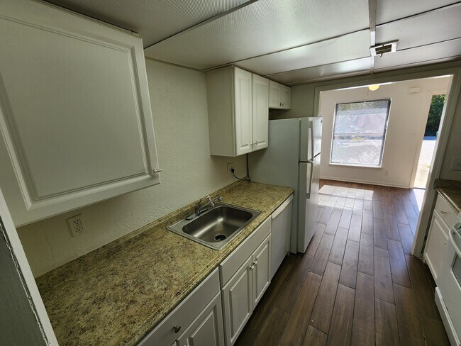 Building Photo - 6399 Baker Ct