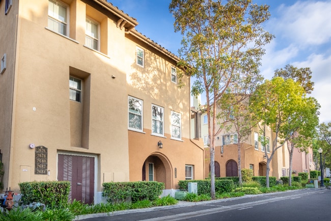 Building Photo - 2658 Escala Cir