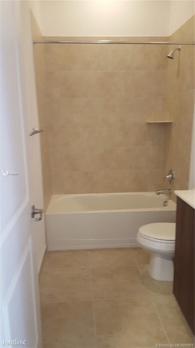 Building Photo - 3 br, 2.5 bath Townhome - 12453 NW 17th Mnr