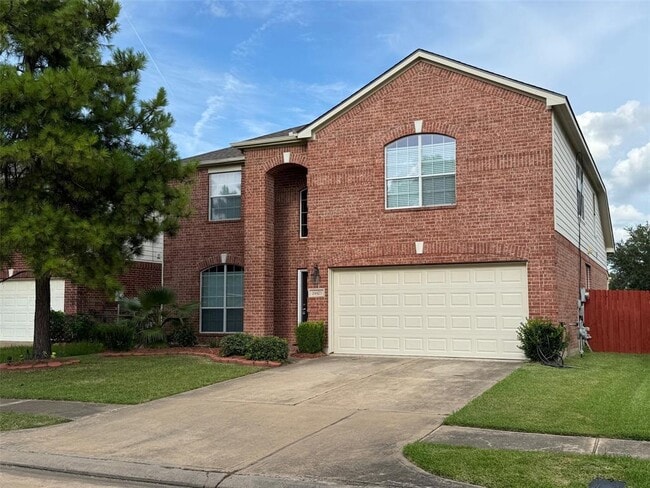 Primary Photo - 24423 Hampton Lakes Dr