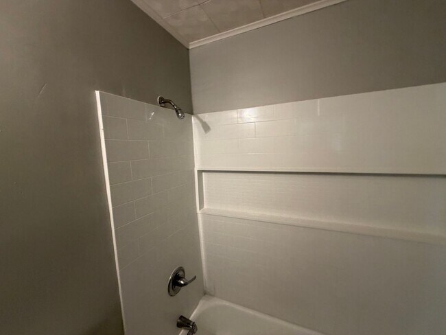 Building Photo - Welcome to your new home in Southaven, MS! HALF OFF FIRST MONTH RENT!!