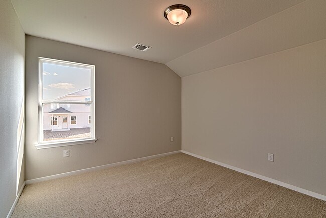 Building Photo - 6601 Loretta White Ln