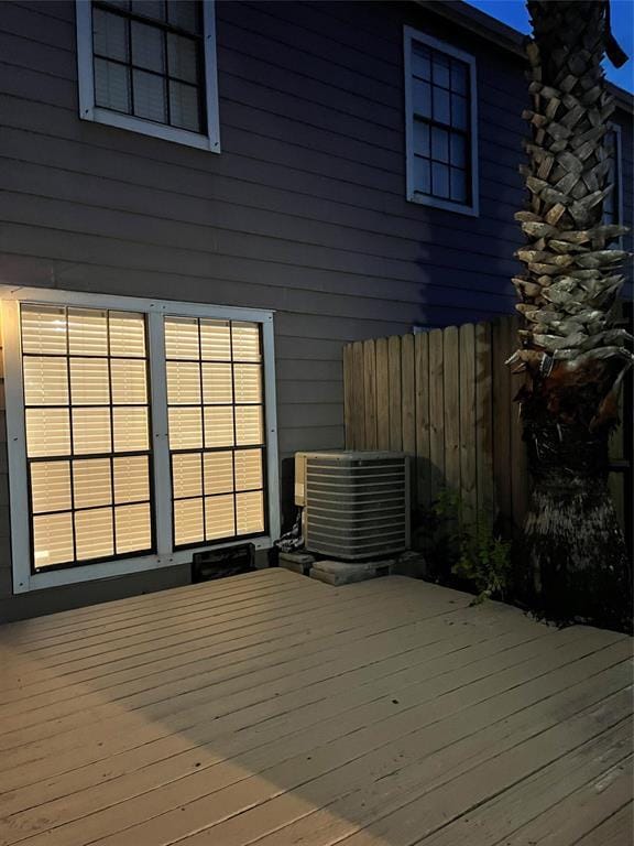 Building Photo - 17315 Saturn Ln