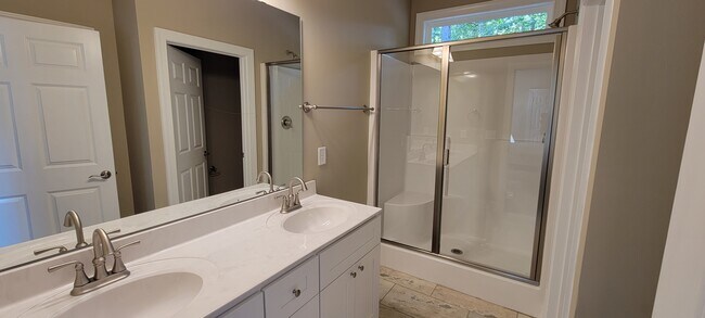 Building Photo - 786 Cashmere Ct