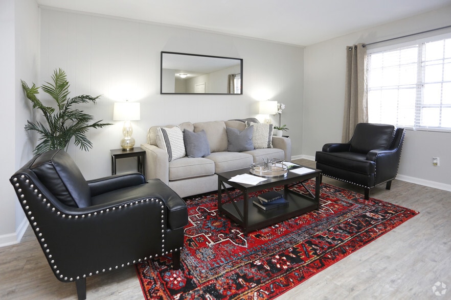 Primary Photo - Crystal Grove Townhomes