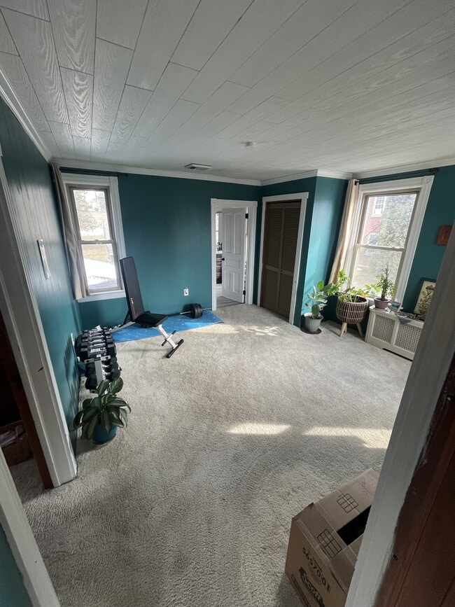 Building Photo - 4276 Division Hwy