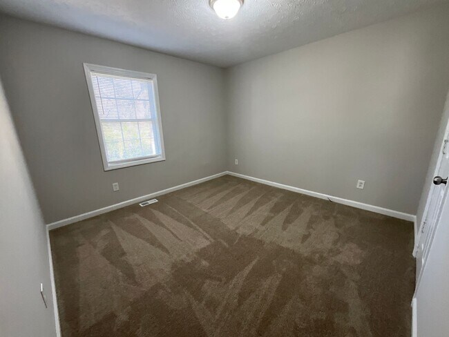 Building Photo - Great 3 Bedroom, 2 Bath home in High Point!