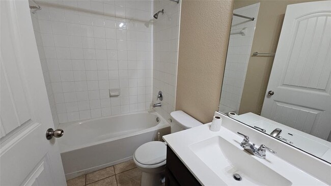 Building Photo - 617 Katmai Cir