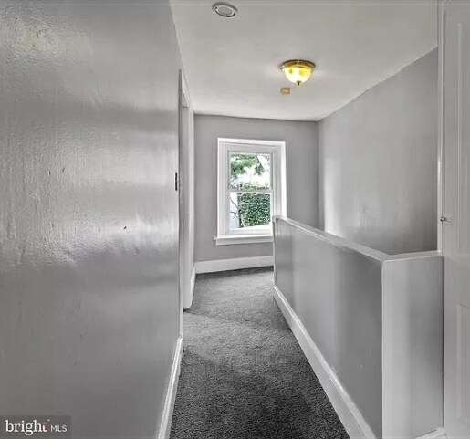 Building Photo - 214 Hermitage St
