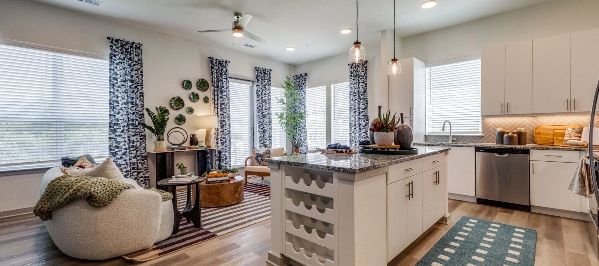 Building Photo - 8589 Stacy Rd