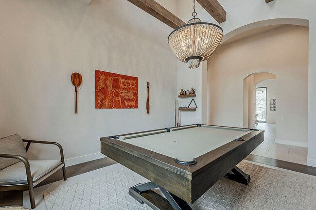 Building Photo - Luxury Home ready for January Move-in