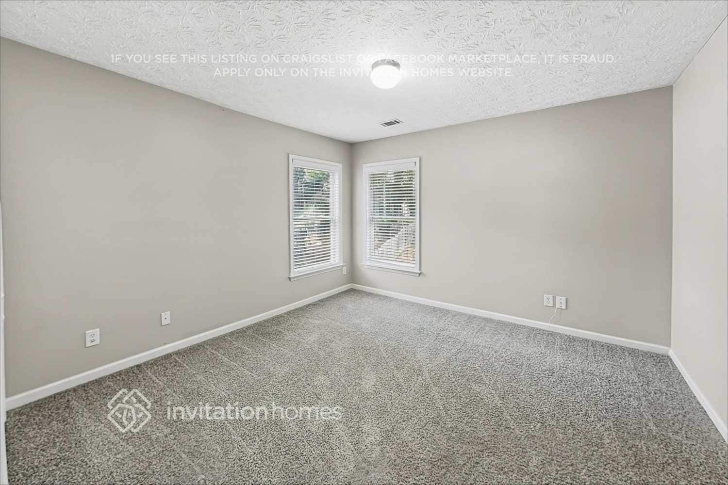 Building Photo - 2900 Cooper Woods Dr
