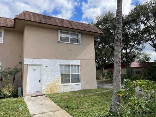 Building Photo - 7944 Kimberly Blvd