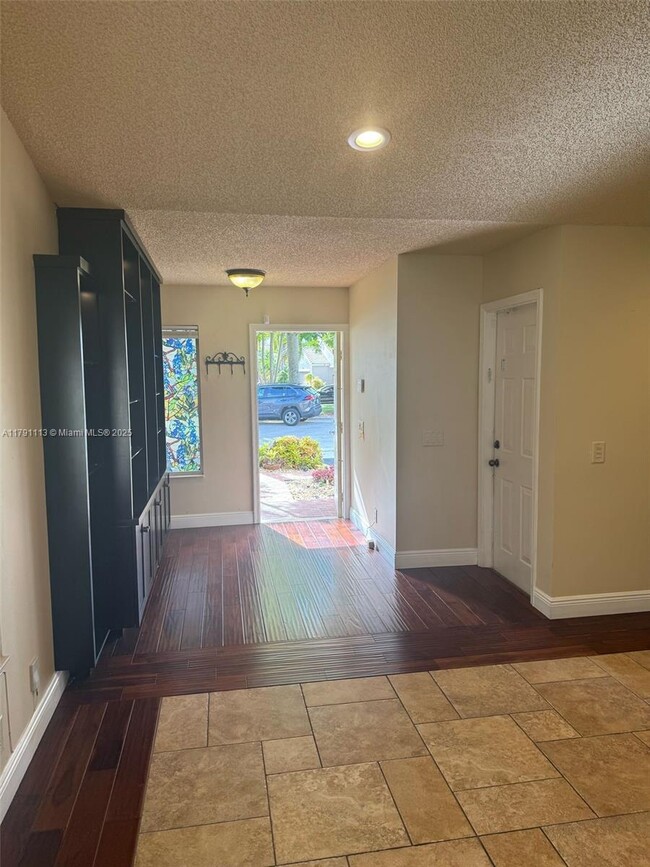 Building Photo - 1258 Sabal Trail