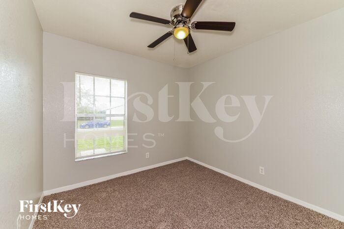 Building Photo - 1057 Cassia St