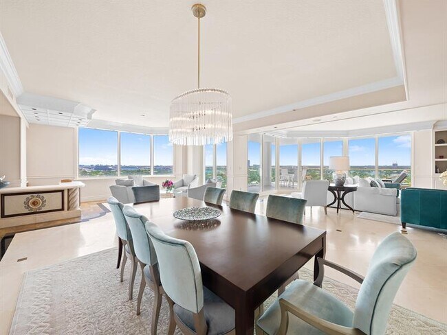 Building Photo - 3055 Harbor Dr