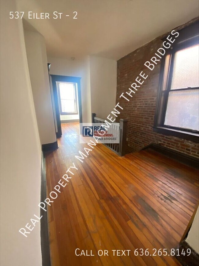 Building Photo - 537 Eiler St
