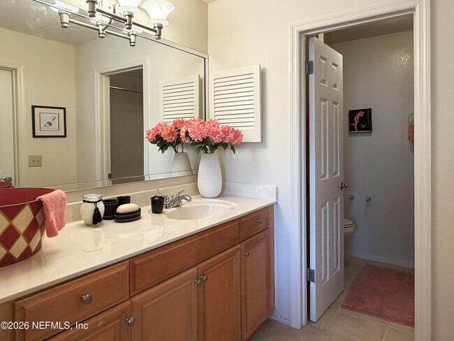 Building Photo - 11 Arbor Club Dr