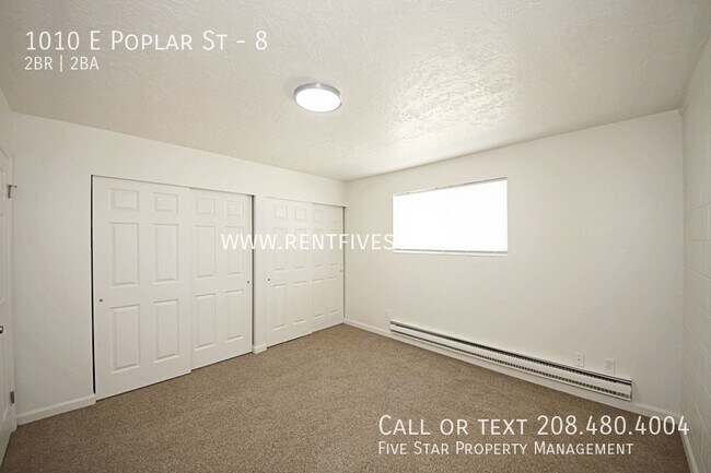 Building Photo - 1010 E Poplar St